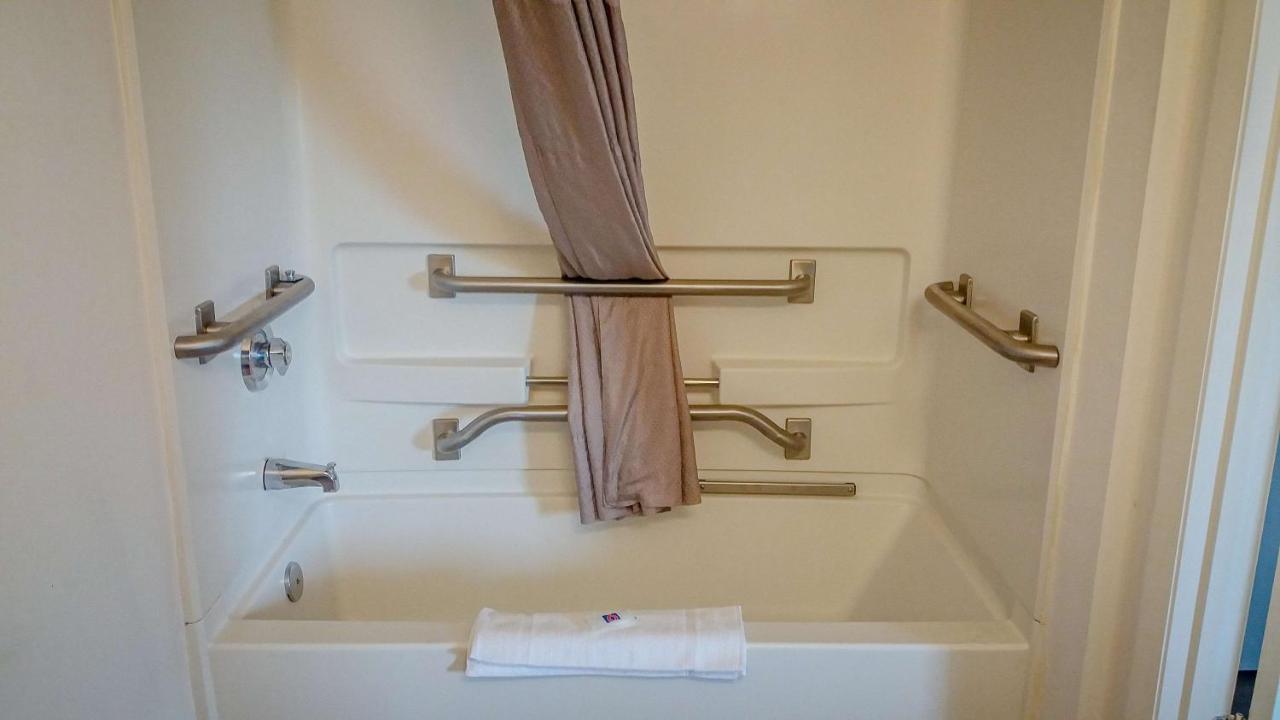 Motel 6-Greensboro, Nc - I-40 Luaran gambar
